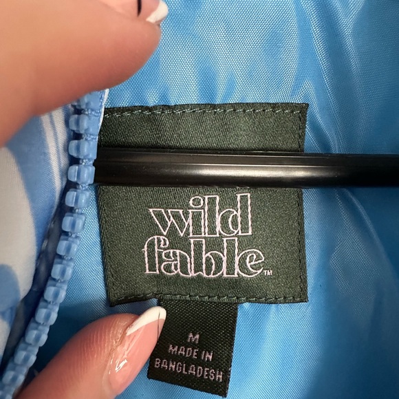 Fun blue puffer jacket - Picture 3 of 3